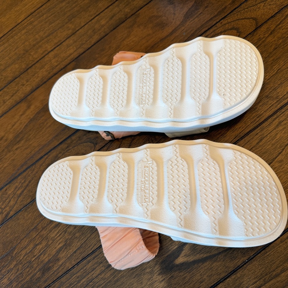 Koolaburra by UGG Tayla Slide size 6 NWT - Picture 6 of 7